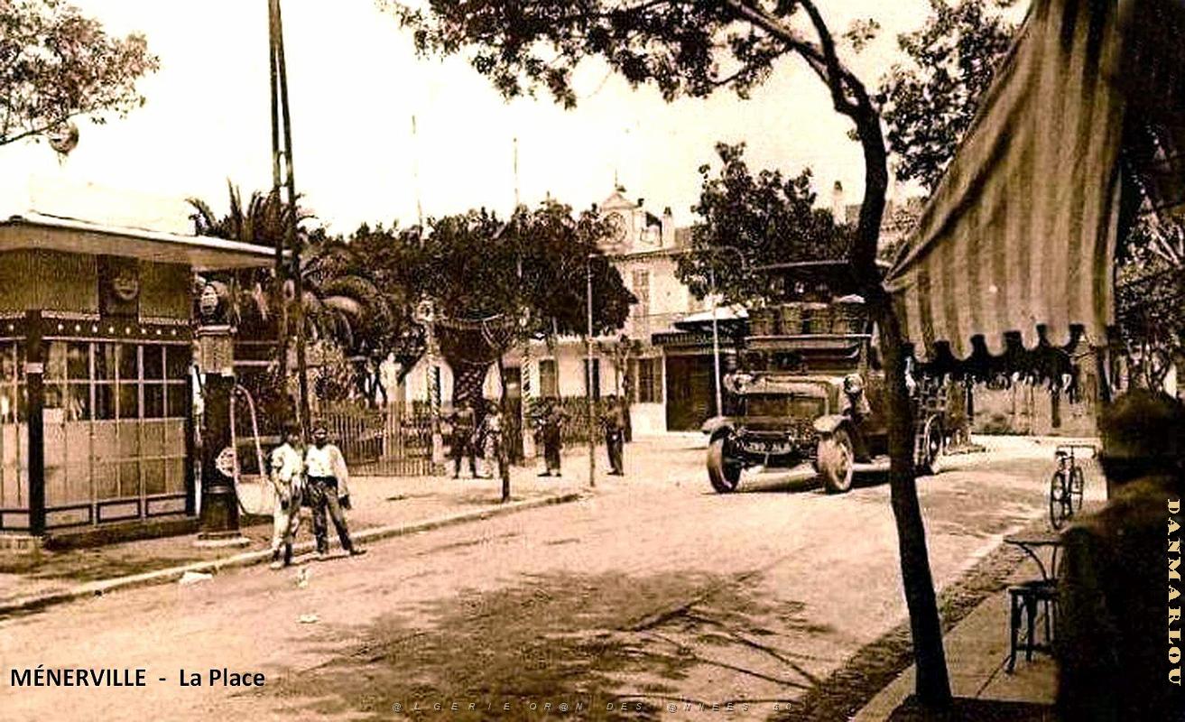 Menerville - Place.jpg
